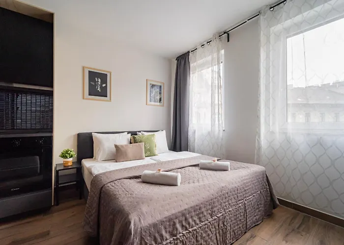 Eco - Modern In The Center Apartment *